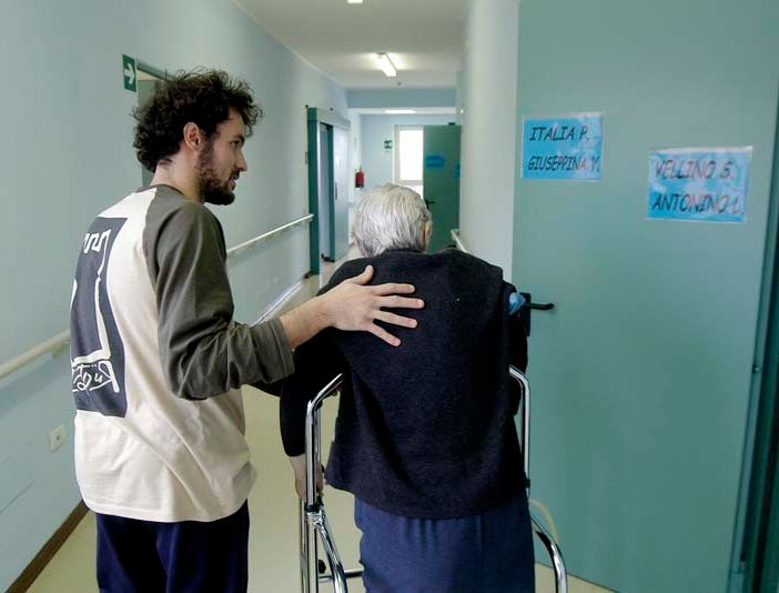 Le Rsa del Piemonte chiedono sostegno economico, mancano anche infermieri