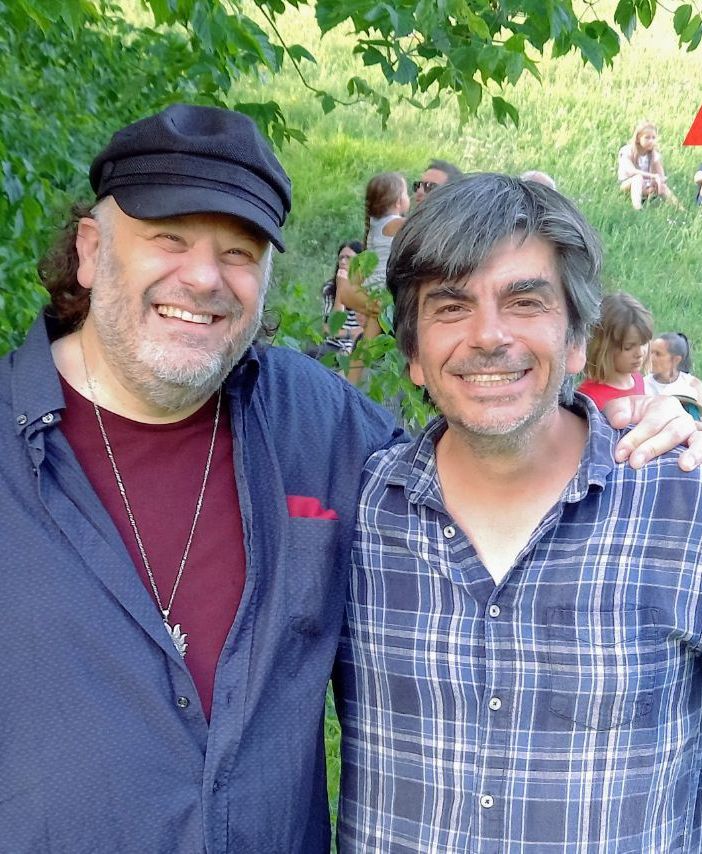 Il maestro Monaca con Paolo Archetti Maestri degli Yo Yo Mundi (MerfePhoto)