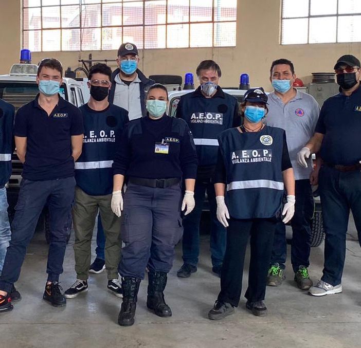 Coronavirus, l'Associazione Operatori di Polizia: &quot;Portiamo la spesa anche ai positivi in quarantena, ma non abbiamo protezioni&quot;
