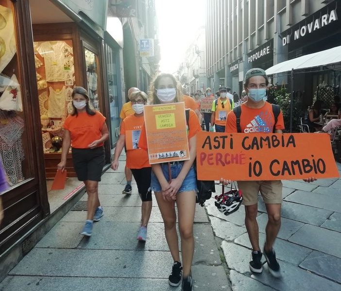 &quot;Asti respira. Cambiamo l’aria della nostra città&quot;. Con la Rete Asti Cambia si ragiona su mobilità e salute
