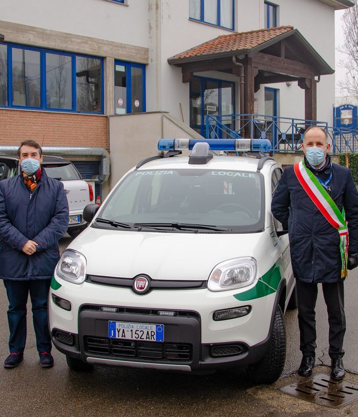 Una nuova Panda 4x4 da oggi a disposizione del comando di polizia municipale di Asti