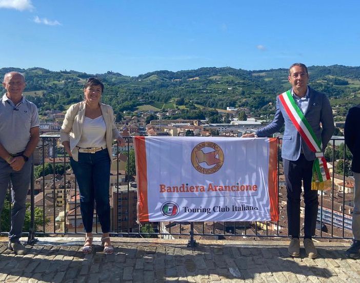 Bandiere arancioni 2021: anche Canelli e Castagnole Lanze premiate dal Touring Club Italiano (VIDEO)