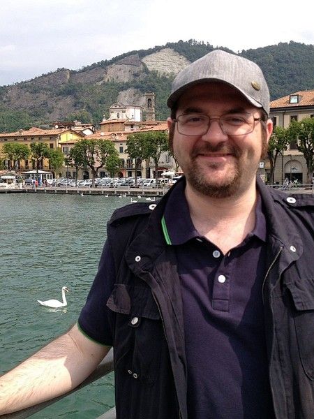 I ritratti dell'astigiano Lorenzo Barruscotto a favore dello Spallanzani, Nurse Times, Croce Rossa ed Emergency