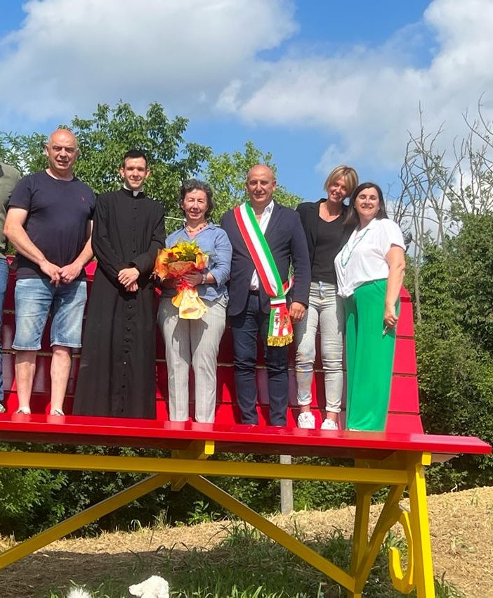 Una nuova Big Bench svetta sulle colline dell'Astigiano