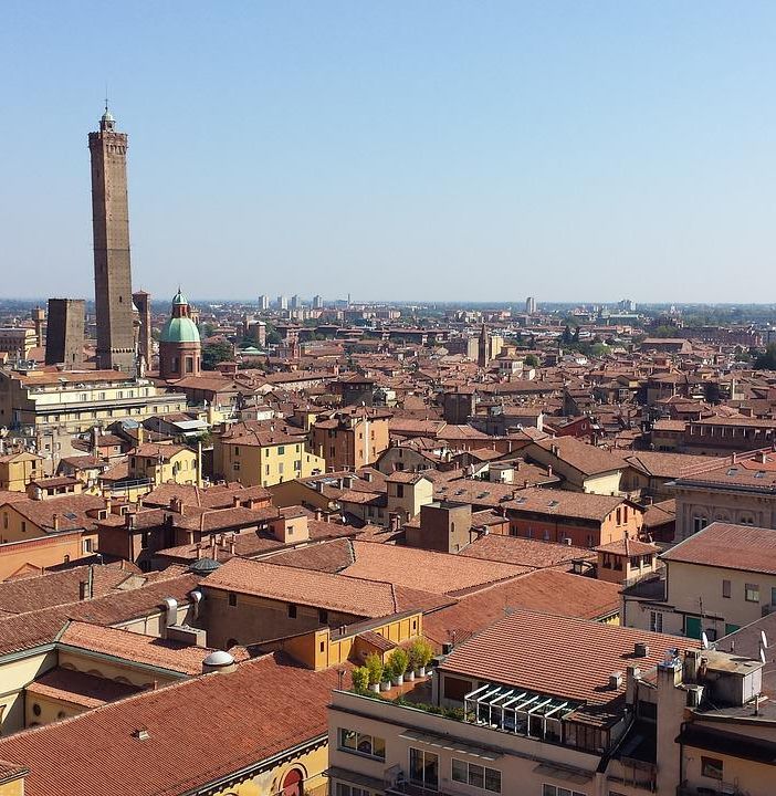 Funerale economico: i servizi delle onoranze funebri Bologna