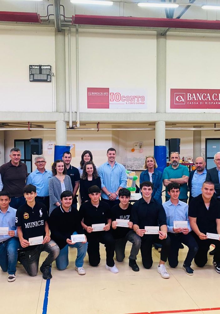 Canelli, scuola e imprese insieme per premiare il merito: borse di studio all’ITIS Artom