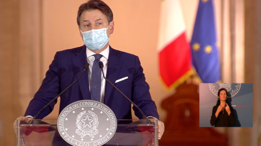 Nuovo Dpcm, ai sindaci la chiusura di vie e piazze alle 21.00, stop allo sport di base, la scuola resta in presenza
