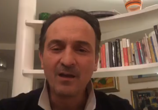 Mascherine non ancora obbligatorie in Piemonte, Cirio: “Prima vogliamo essere sicuri che tutti le possano trovare”