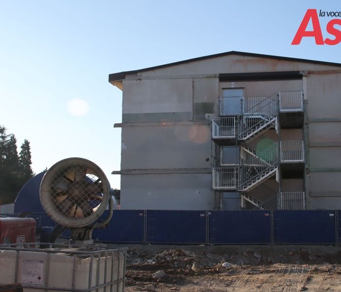 Rallentamenti cantiere scuola Jona, i ragazzi non potranno essere accolti nella nuova sede