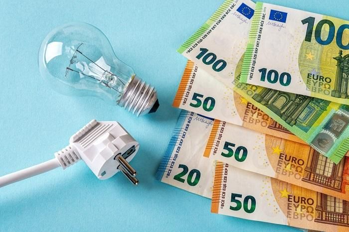 Energia: le soluzioni adottate delle imprese contro la crisi. L’incidenza media delle bollette nei bilanci delle aziende è raddoppiata tra il 2021 e il 2022.