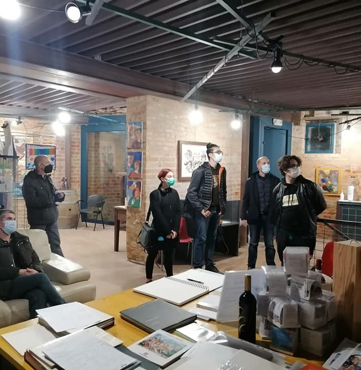 Non chiude la mostra di Carlo Carosso a Portacomaro. Resterà visitabile ancora per due fine settimana