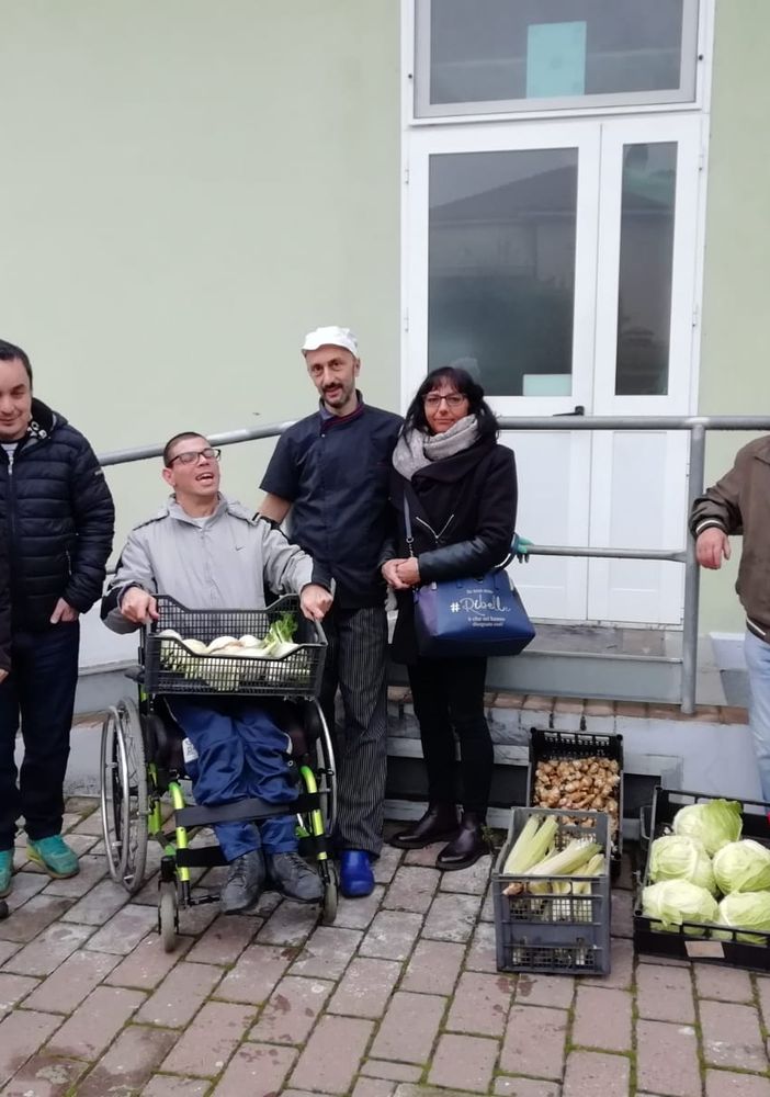 Una bagna cauda solidale grazie ai ragazzi del Centro diurno Santo Spirito e i volontari degli Orti Torretta