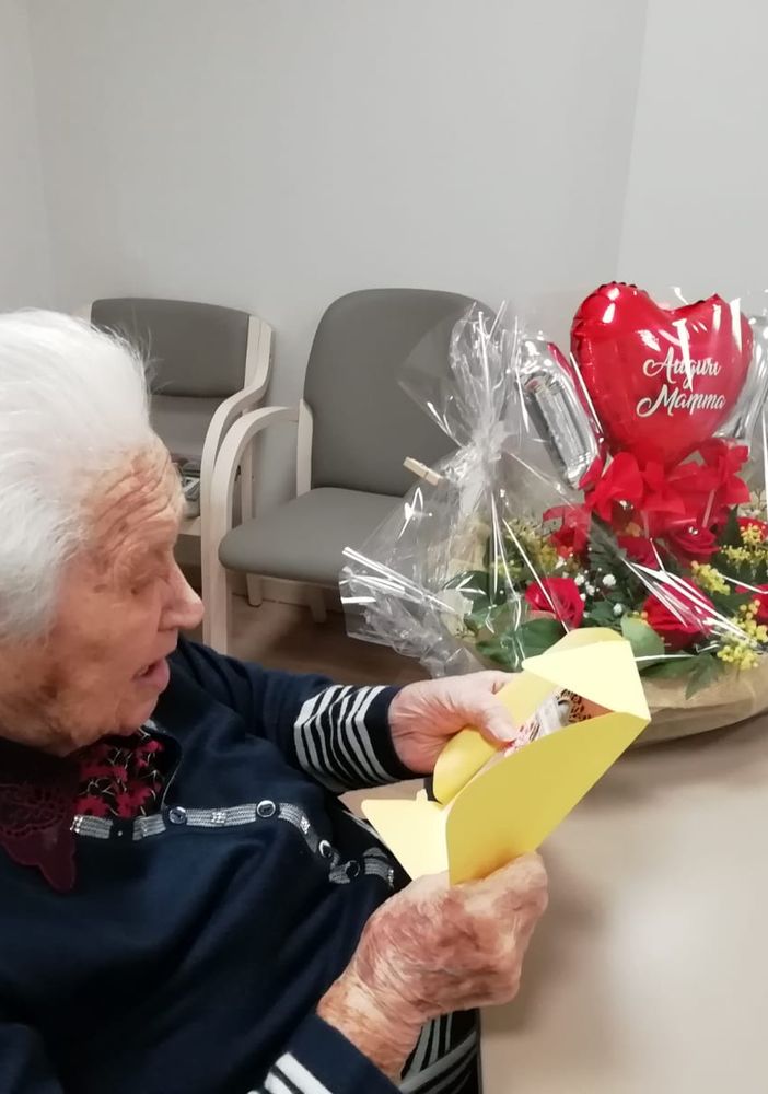 Angela Pecetto festeggia 101 anni