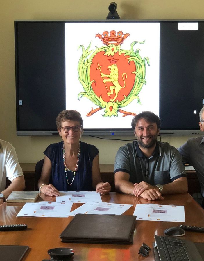Il consigliere comunale con delega alla Promozione del Territorio Maurizio Martino, l'assessore alla Cultura Ausilia Quaglia, il sindaco della città di Nizza Monferrato Simone Nosenzo e il presidente dell'Erca Teresio Alberto