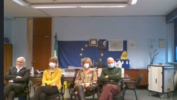 I dirigenti durante la conferenza stampa