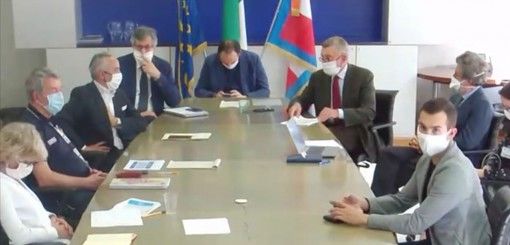 Fase 2, Cirio: &quot;Questo weekend sarà un test, lunedì faremo le prime valutazioni&quot;. E ribadisce: &quot;Al parco solo per correre o passeggiare&quot;