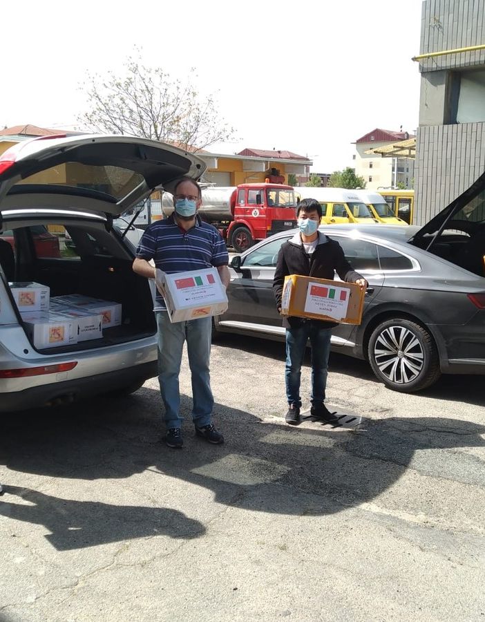 Diecimila mascherine e disinfettanti donati al Comune di Asti da Sushiko e Keven Store
