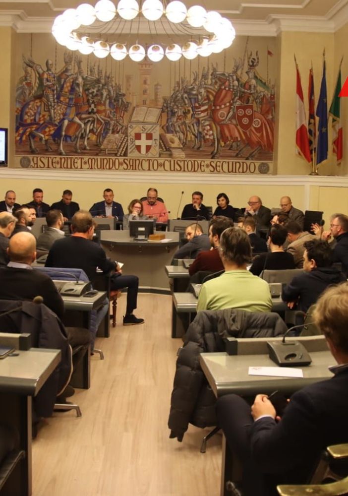 Immagine d'archivio di un precedente Consiglio del palio aperto al pubblico