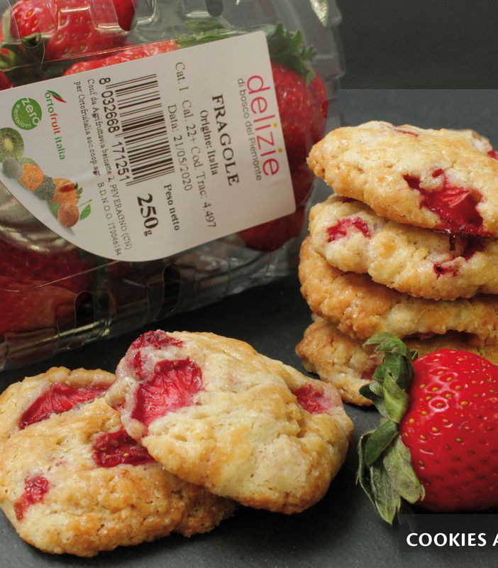 I MercoledìVeg di Ortofruit oggi propongono la deliziosa ricetta dei cookies alle fragole