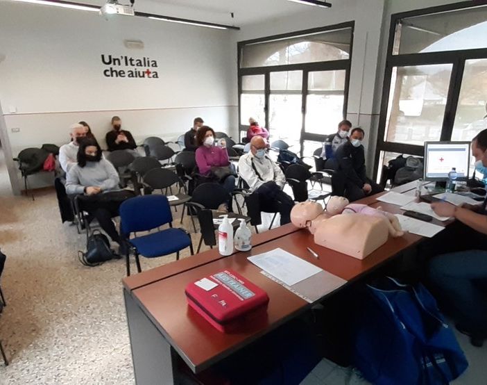 La sede della Croce Rossa di Asti ha ospitato un corso per l'uso di defibrillatori