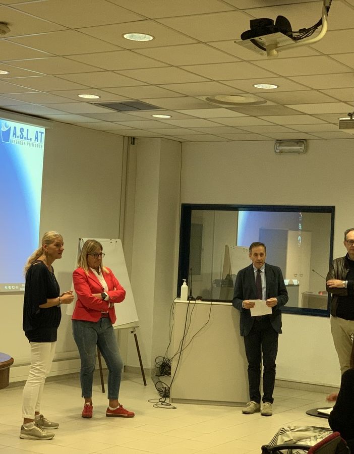 L'apertura del corso, da sinistra: Alessia Linsalata, Mariuccia Mutton, Renza Berruti, Francesco Arena, Roberto Zanelli