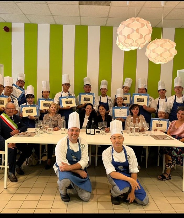Da Taiwan, Cile e Mongolia per il primo corso autunnale di cucina all'ICIF di Costigliole