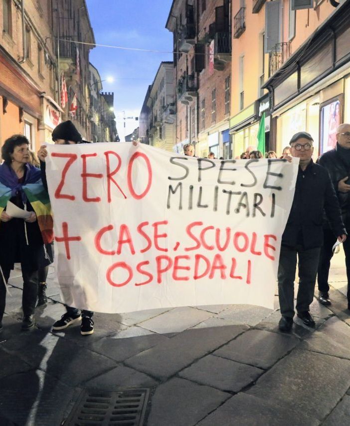 Il corteo per la pace organizzato in occasione del primo anniversario della guerra ucraina