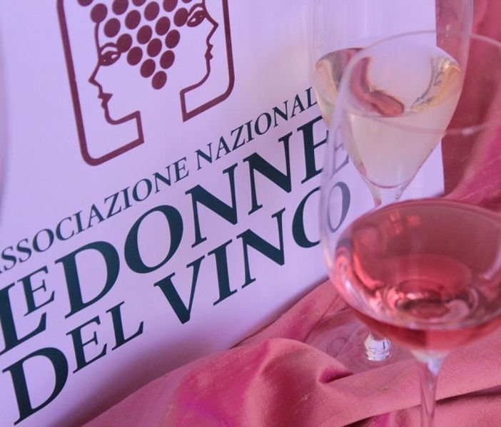 L'estate delle Donne del Vino del Piemonte è &quot;A Quattro mani&quot;