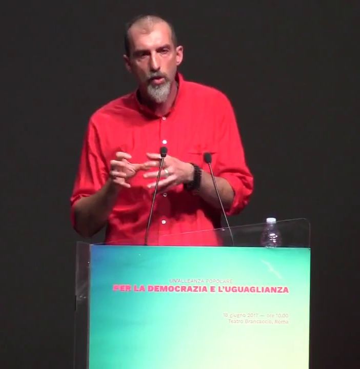 Ad Asti l'economista Giuseppe De Marzo autore del libro &quot;Per amore della terra&quot;