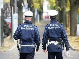 In via Scotti donna investita da una conoscente