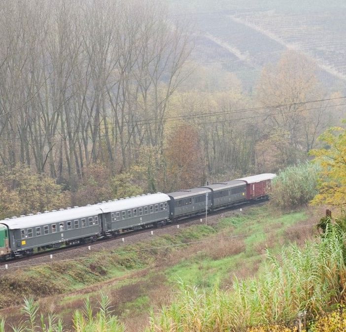 Treno storico Torino-Canelli