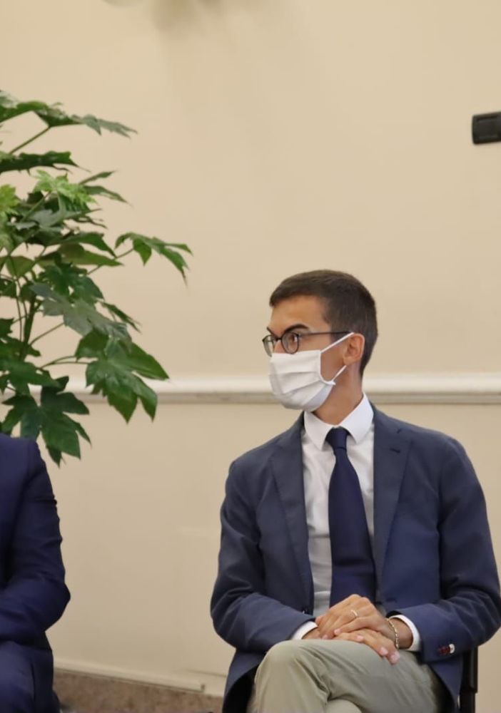 Sindaco e presidente della Provincia fotografati nell'ambito di un evento cittadino