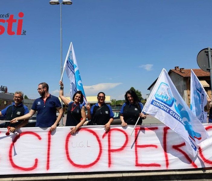 Sciopero dei dipendenti dell'Eurospin (Ph. Merfephoto - Efrem Zanchettin)