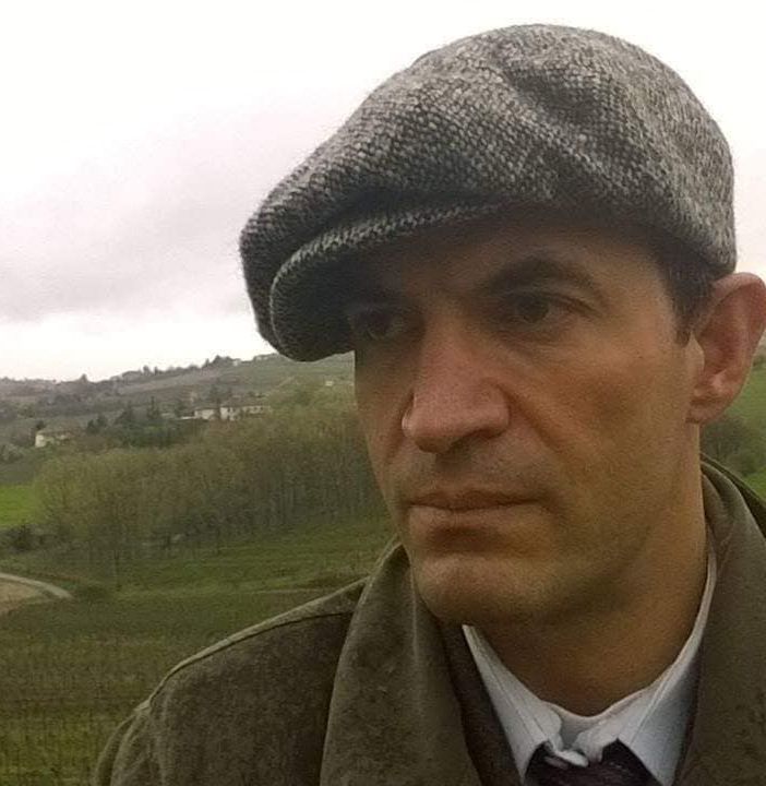 Il costigliolese Fabrizio Borgio, presenta il suo libro 'a casa', nel Salone nobile del Castello