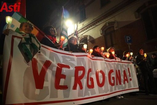 La fiaccolata di protesta dopo la chiusura del Maina (Archivio, MerfePhoto)