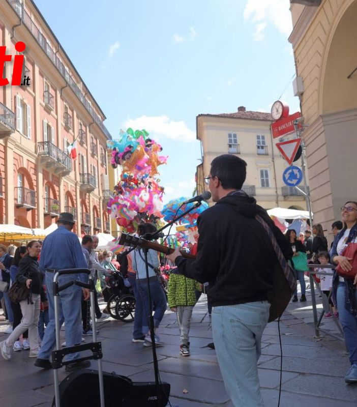 Fiera Carolingia: varia il percorso degli autobus