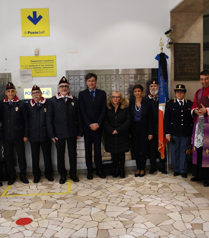Oggi 40esimo l'anniversario della tragica scomparsa del poliziotto Manganiello ucciso dopo una rapina alle poste di Asti