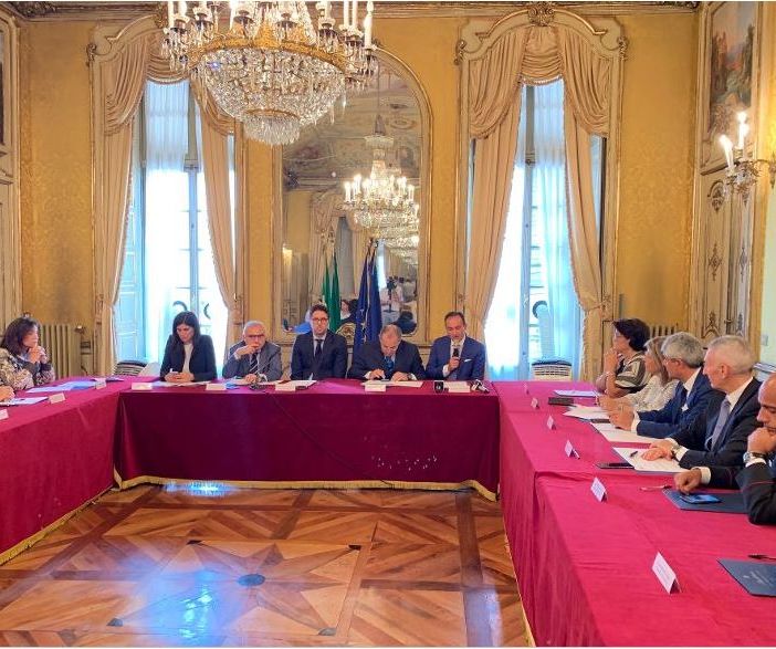 Il momento della firma