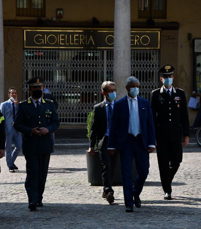 Foto tratte dalla pagina Facebook della Questura