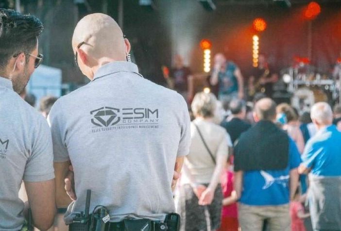 La tranquillità di piccoli o grandi eventi dipende della professionalità dell'Agenzia incaricata della sicurezza. Vietate le improvvisazioni