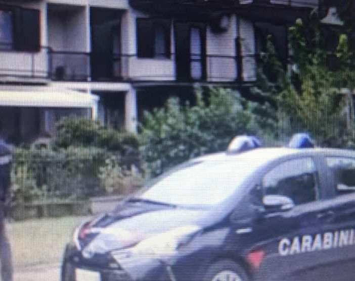 Un frame del video dei Carabinieri