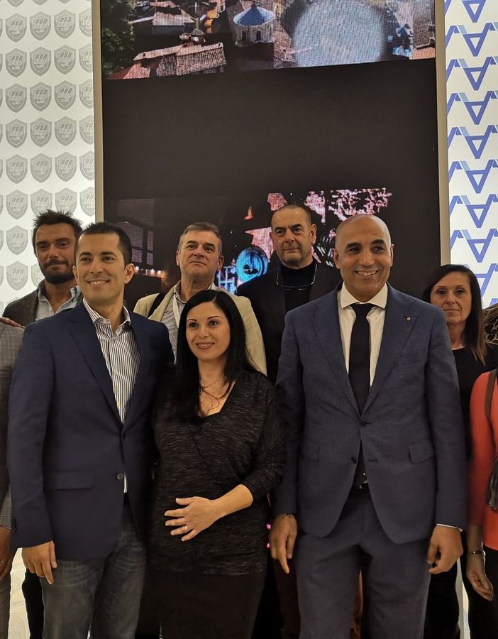 L’Assessore Regionale Marco Gabusi al Simei di Milano con le aziende canellesi:
