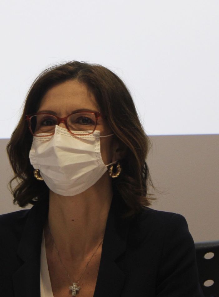 Il ministro Gelmini a Torino: “Mascherine? Speriamo di toglierle all’aperto, ma non abbiamo deciso” [VIDEO]