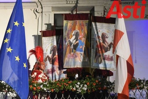Da oggi i lavori di allestimento della tribuna Alfieri. Inizia il conto alla rovescia verso il Palio di Asti