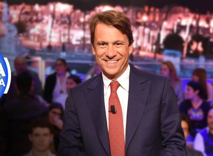 Nicola Porro, conduttore di &quot;Quarta Repubblica&quot; (foto tratta da sito Mediaset)
