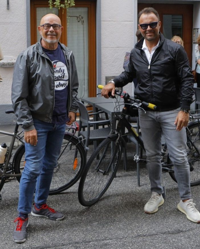 Luce e gas, con Ubroker la solidarietà corre su due ruote