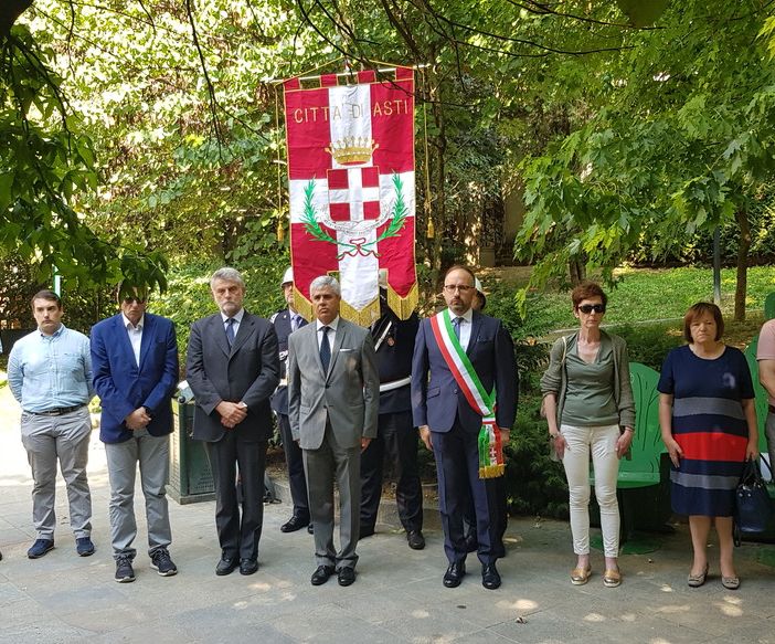 Cerimonia astigiana per onorare la memoria di Mauro Alganon