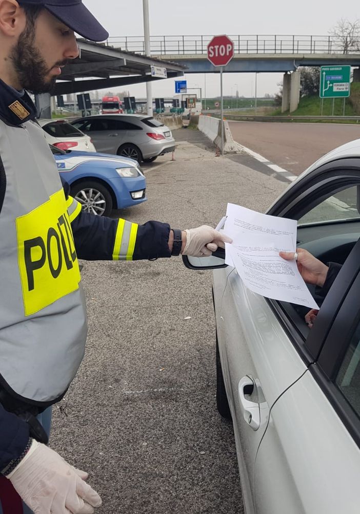 Precisazione della Polizia Postale sulle autocertifcazioni coronavirus: valevoli solo se cartacee