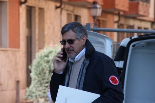 L’assessore Icardi è arrivato ad Alassio: “Sono qui per riportare a casa gli astigiani in quarantena” [VIDEO]