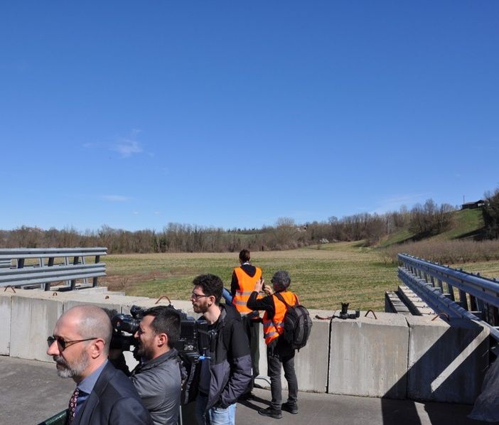 Il troncone dell'autostrada interrotta a Cherasco
